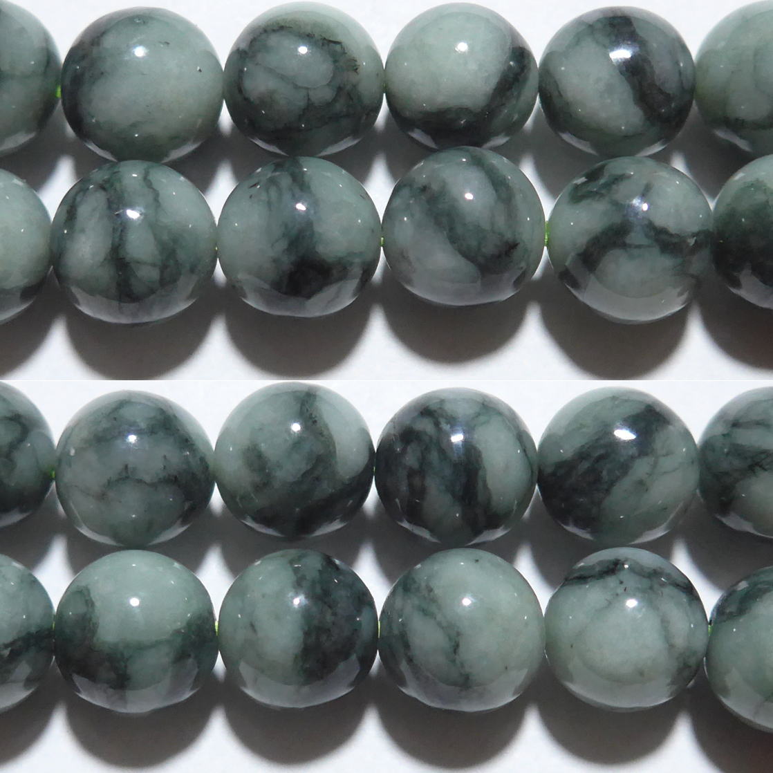 糸魚川本翡翠丸玉12mm（緑）B ☆天然石ビーズ（バラ売り、1玉